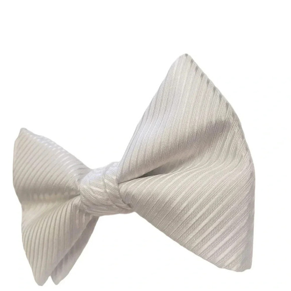 Calvin Klein White Stripe  Bow Tie NIB - Picture 8 of 12